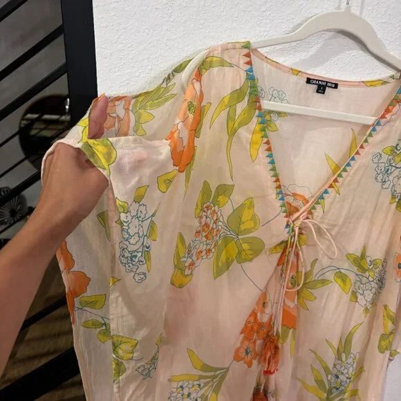 Gianni Bini Floral Cover Up - Picture 3 of 6